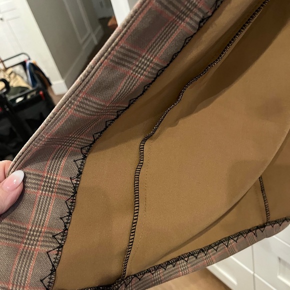 Women’s Plaid Belted Trench Coat - Brown - Picture 6 of 6